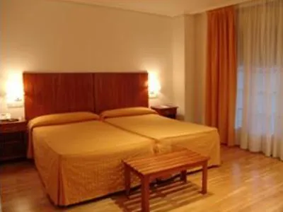 Hotel Valcarce Camino De Santiago